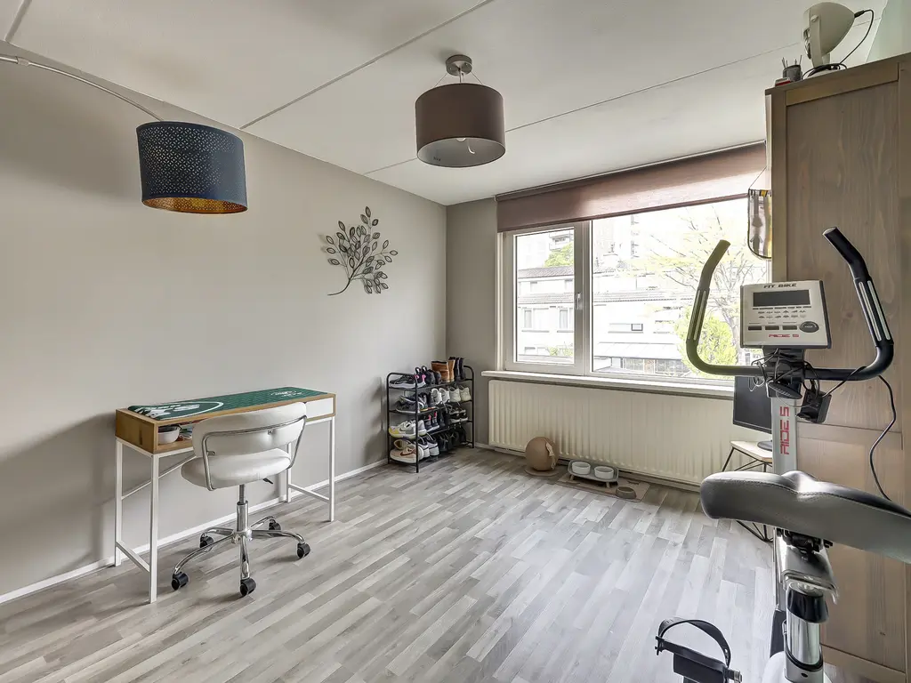 Corona 14, SPIJKENISSE