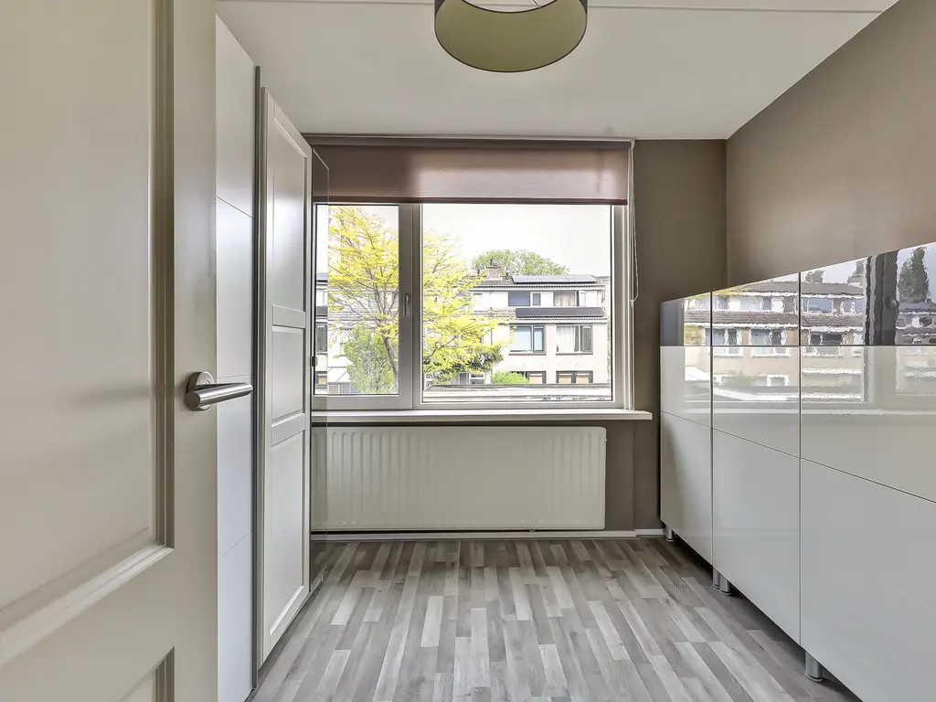 Corona 14, SPIJKENISSE