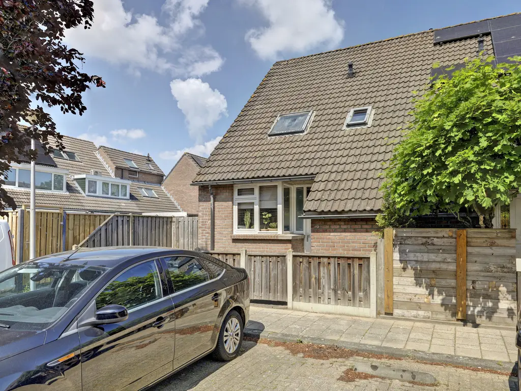 Krekelveen 520, SPIJKENISSE