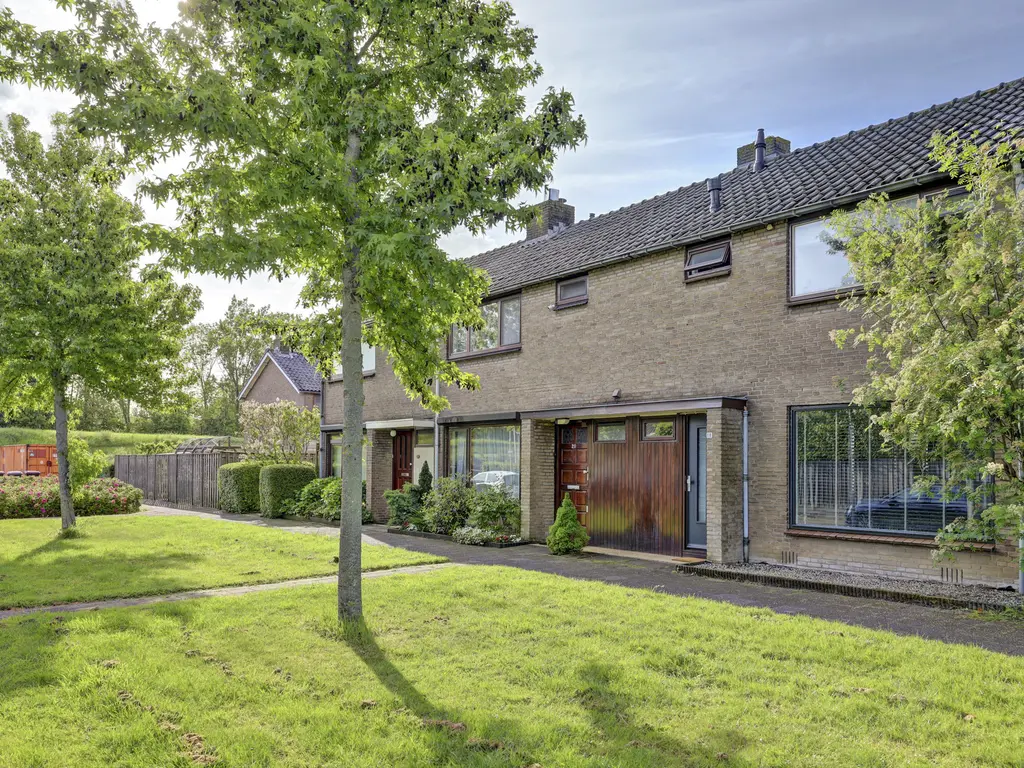 Tulpstraat 18, SPIJKENISSE