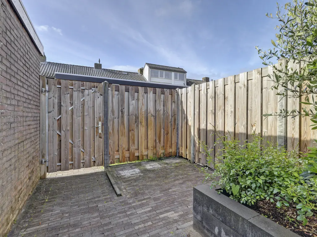 Tulpstraat 18, SPIJKENISSE