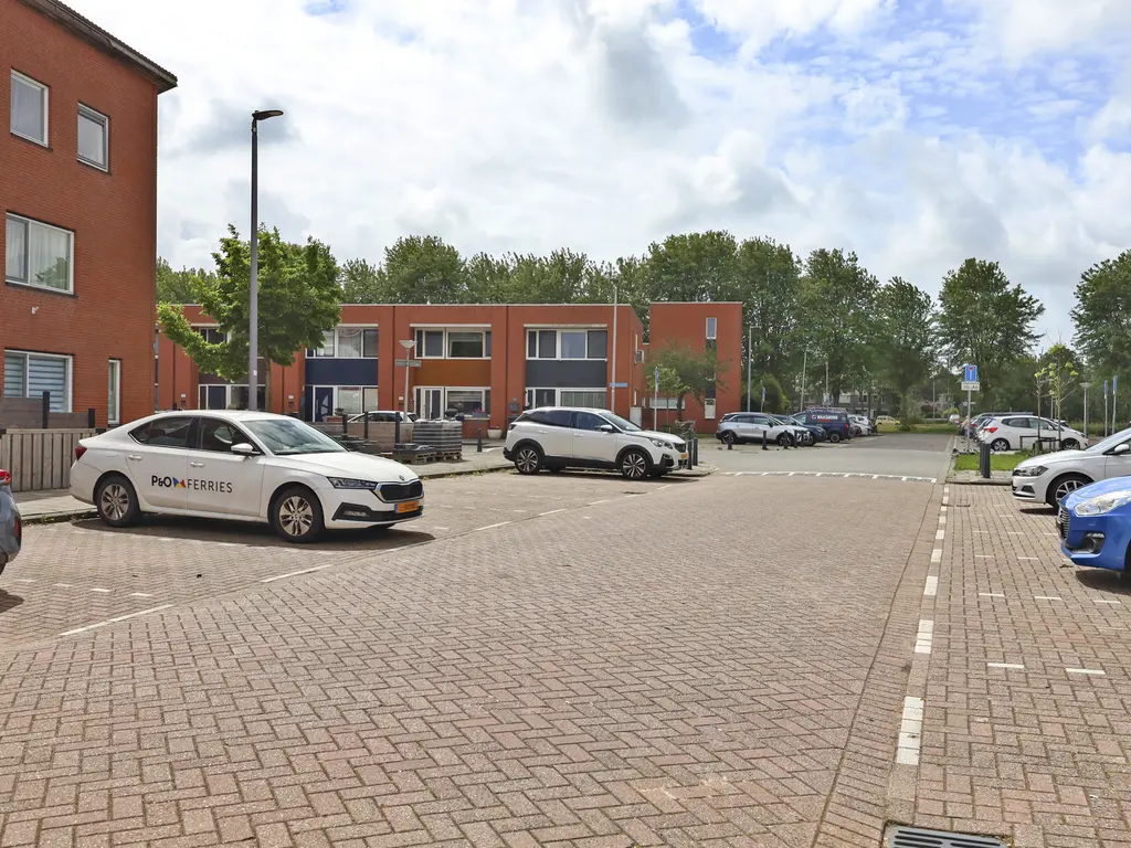 Lokkertsemolenweg 112, HOOGVLIET ROTTERDAM