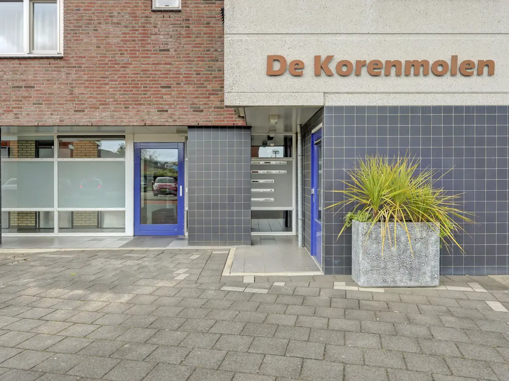 Lokkertsemolenweg 112, HOOGVLIET ROTTERDAM