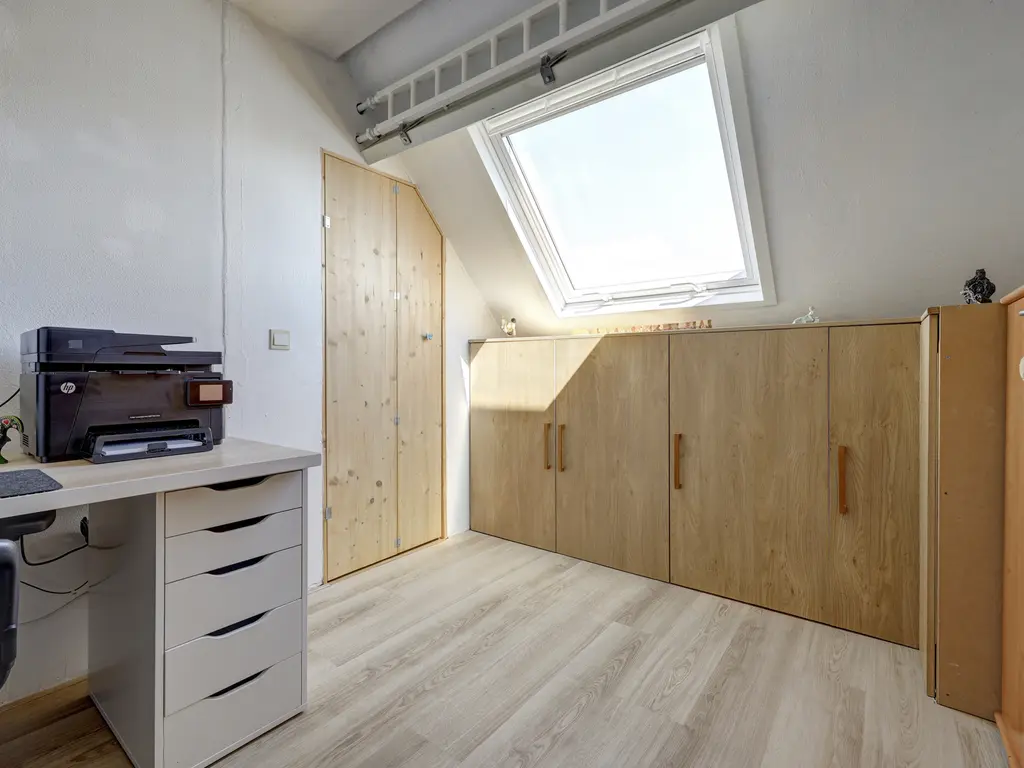 Klompenmaker 3, SPIJKENISSE