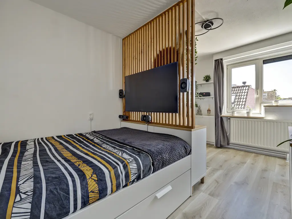 Klompenmaker 3, SPIJKENISSE
