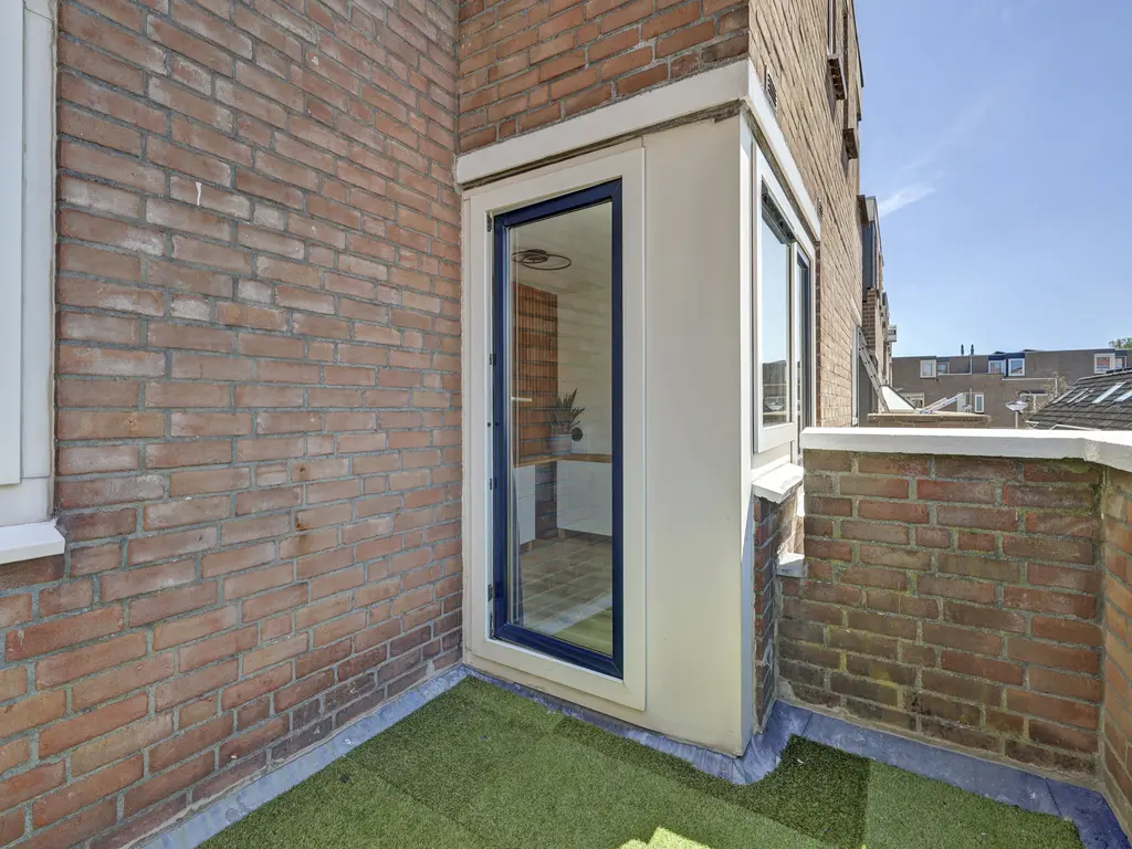 Klompenmaker 3, SPIJKENISSE