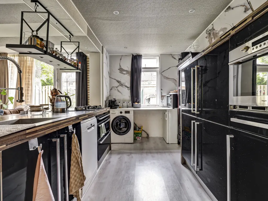 Irisstraat 9, SPIJKENISSE
