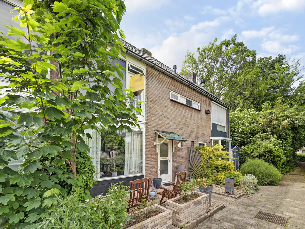 Irisstraat 9, SPIJKENISSE