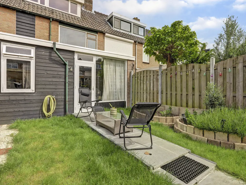 Irisstraat 9, SPIJKENISSE