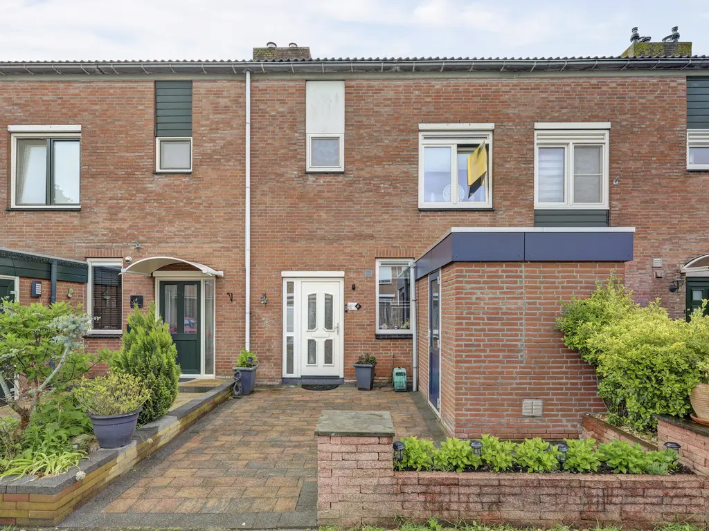 Malrovedonk 6, SPIJKENISSE
