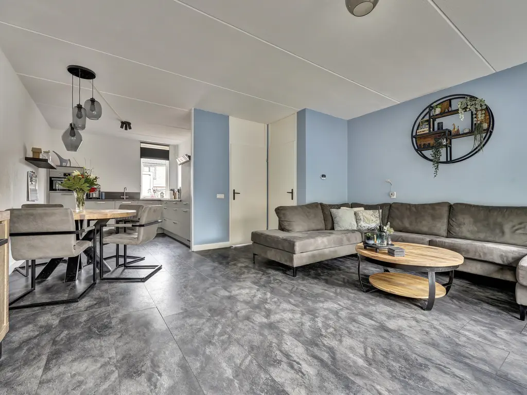 Malrovedonk 6, SPIJKENISSE