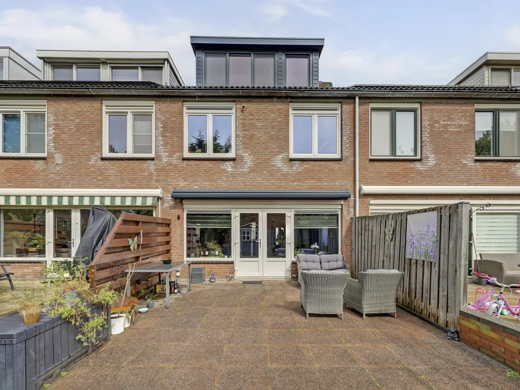 Malrovedonk 6, SPIJKENISSE
