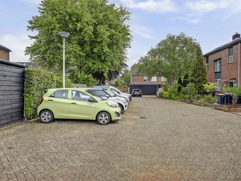 Malrovedonk 6, SPIJKENISSE