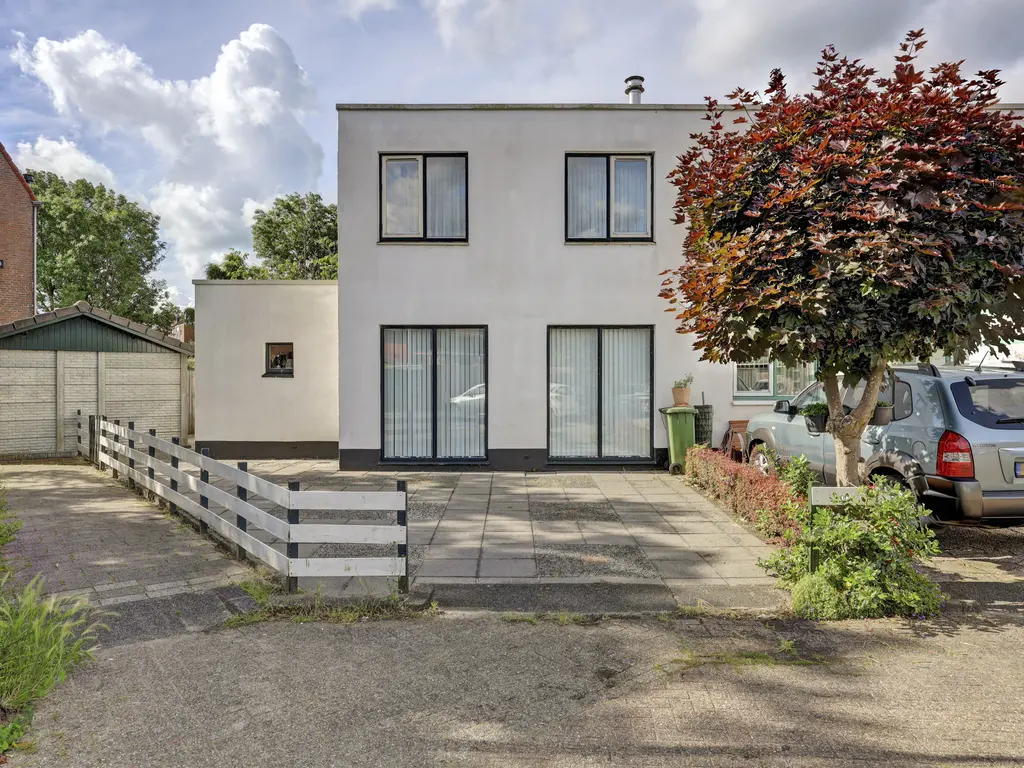 Majoraandonk 50, SPIJKENISSE