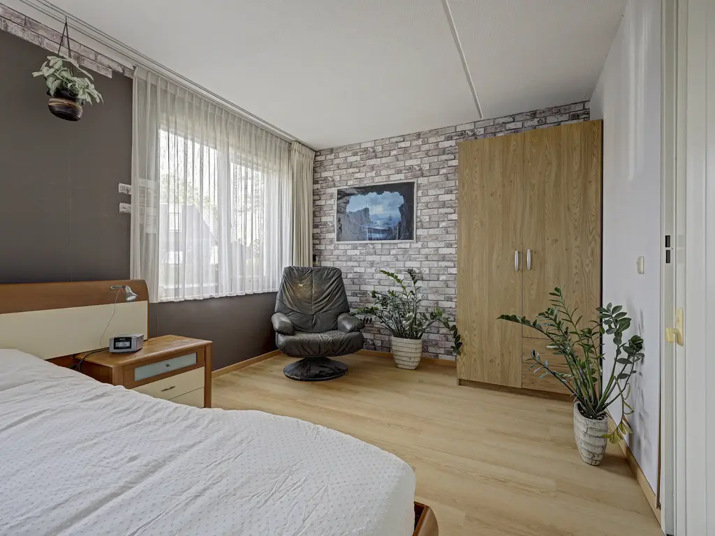 Majoraandonk 50, SPIJKENISSE