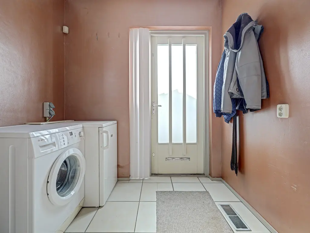 Majoraandonk 50, SPIJKENISSE