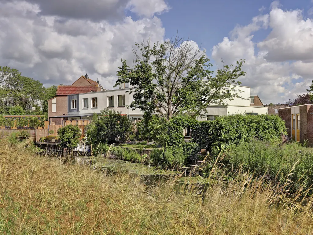 Majoraandonk 50, SPIJKENISSE