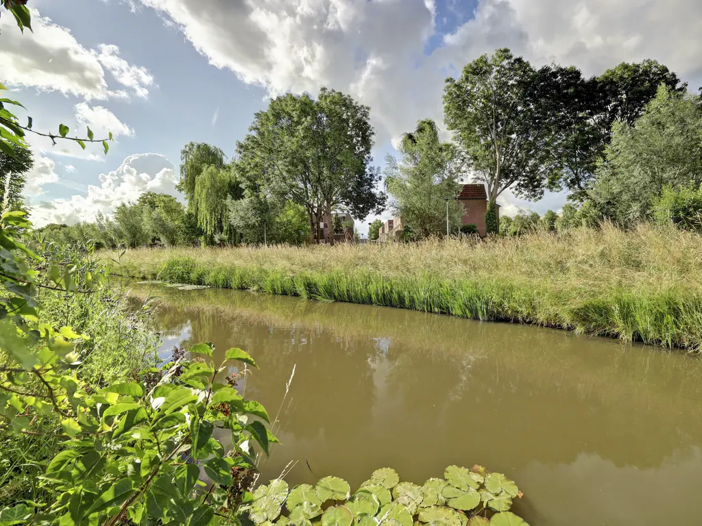 Majoraandonk 50, SPIJKENISSE