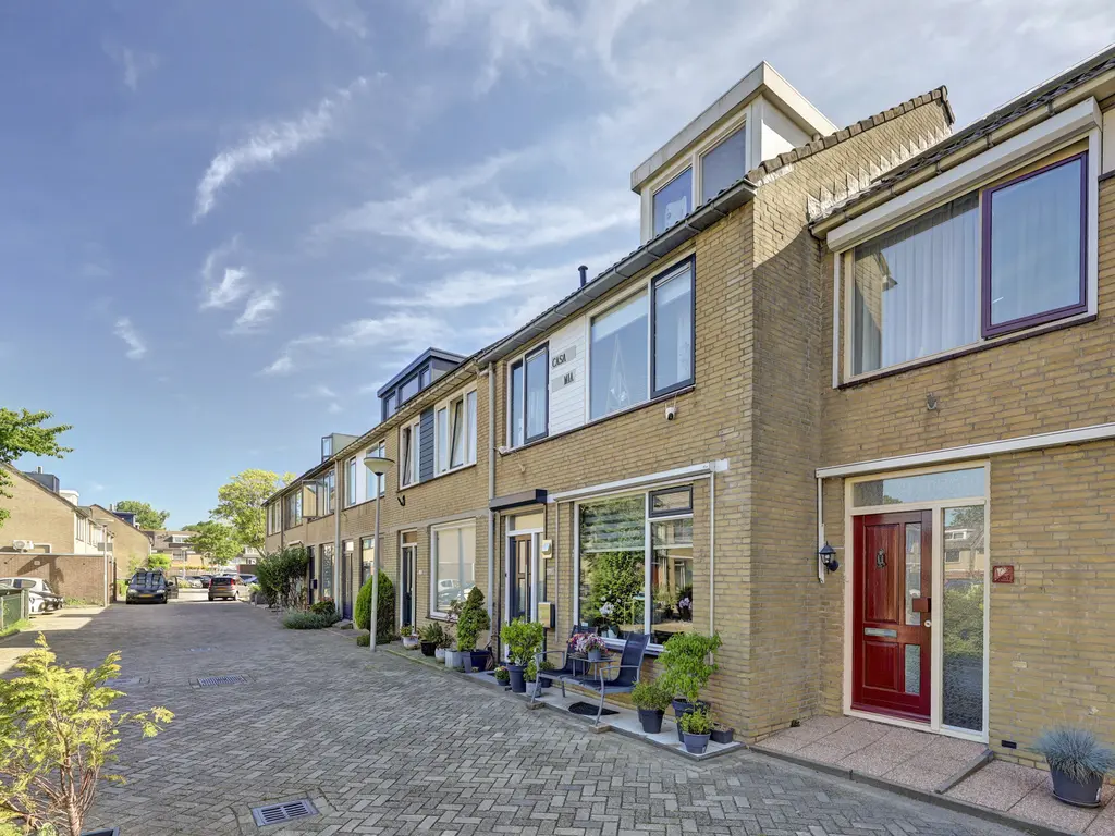 Baarsveen 111, SPIJKENISSE