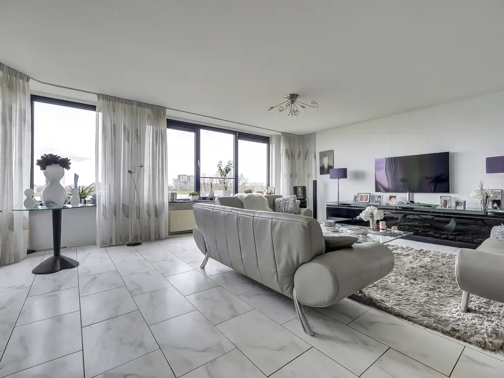 Maasboulevard 44B, SPIJKENISSE
