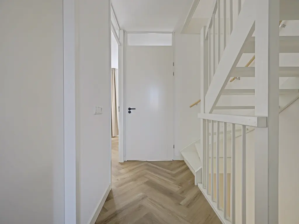 Elementenweg 88, SPIJKENISSE