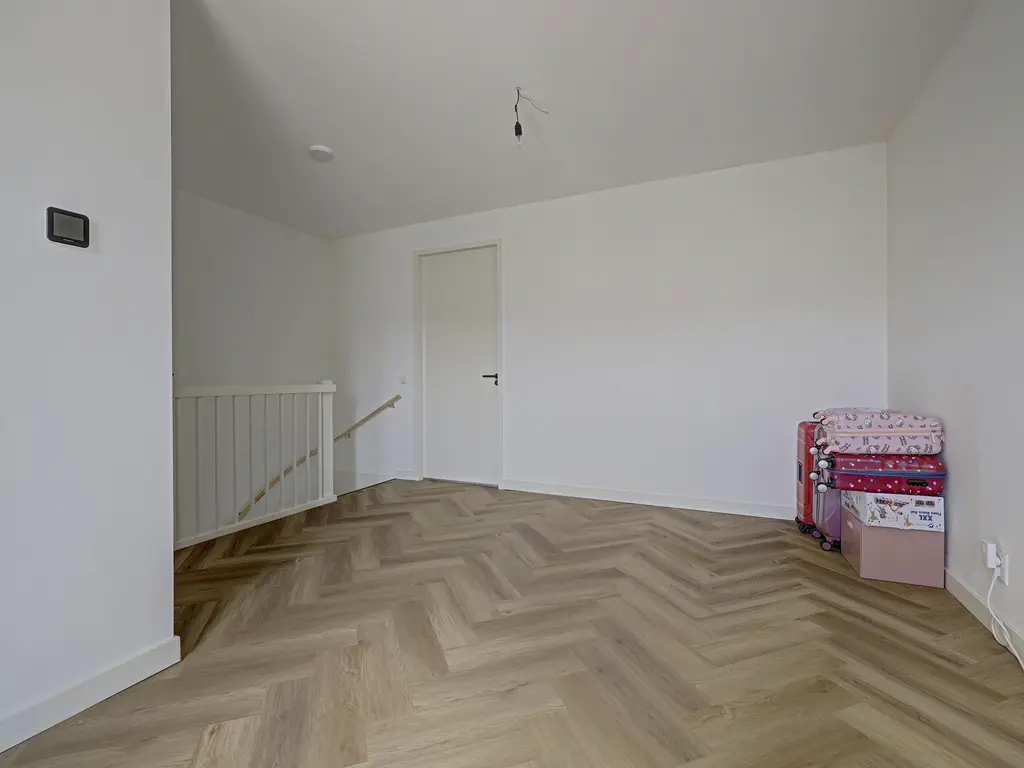 Elementenweg 88, SPIJKENISSE