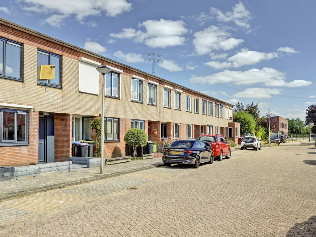 Theo Mann-Bouwmeesterstraat 67, SPIJKENISSE