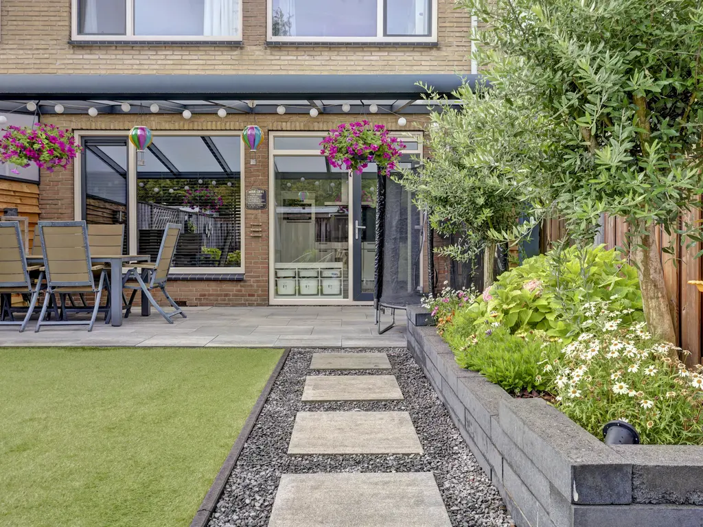 Hazelaarstraat 23, SPIJKENISSE