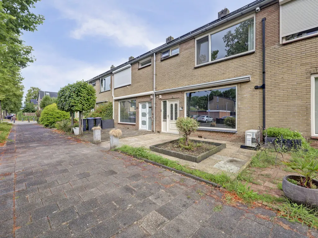 Hazelaarstraat 23, SPIJKENISSE