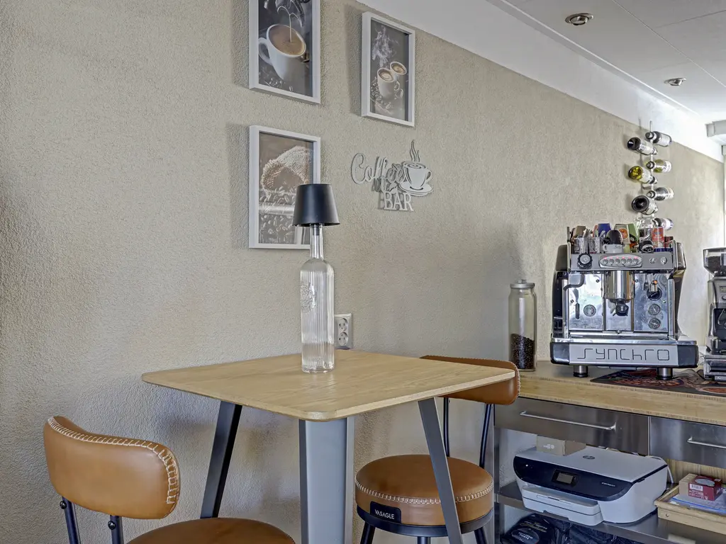 Haya van Someren-Downerpad 34, SPIJKENISSE