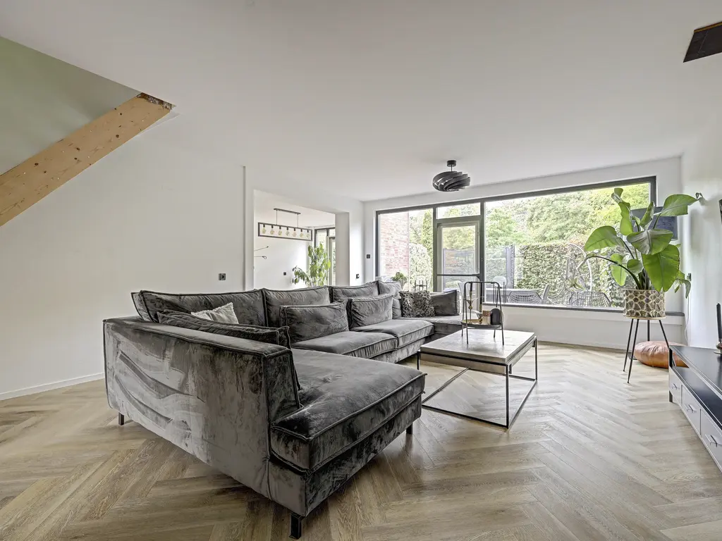Apollostraat 54, SPIJKENISSE