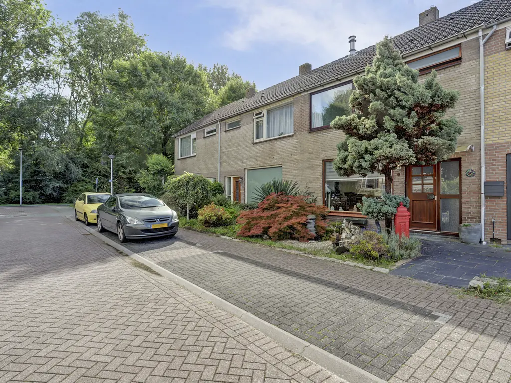 Moerbeistraat 5, SPIJKENISSE