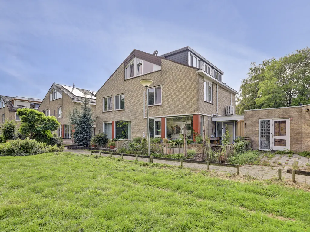 Salamanderveen 345, SPIJKENISSE