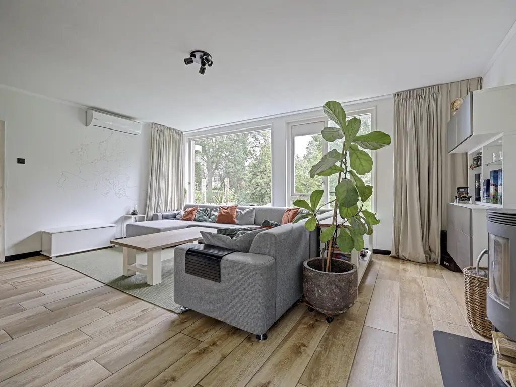 Salamanderveen 345, SPIJKENISSE