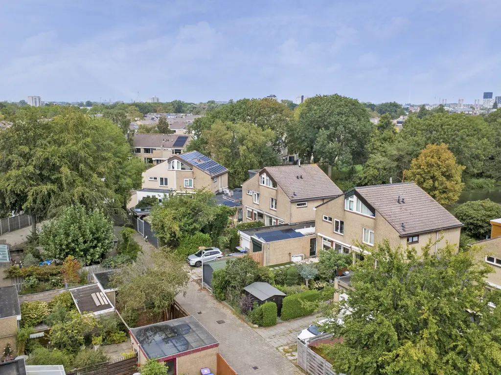 Salamanderveen 345, SPIJKENISSE