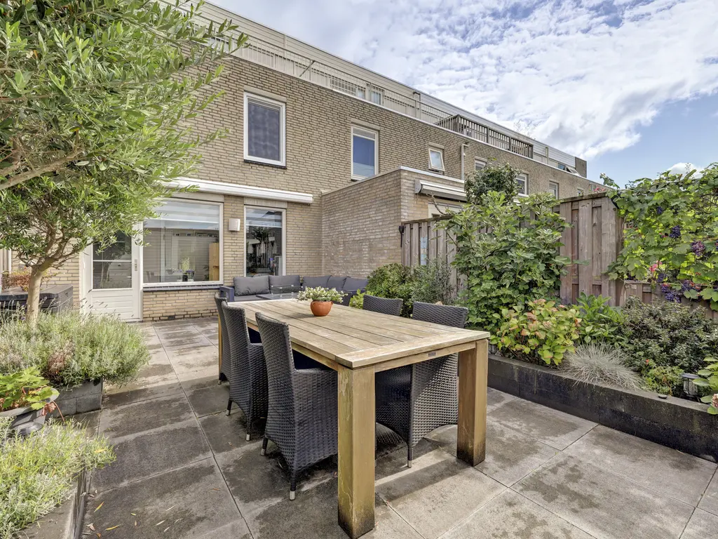 Lorentzstraat 44, RIDDERKERK
