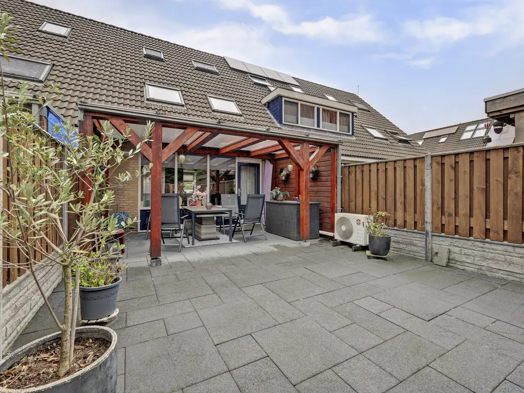 Theodora Haverstraat 22, SPIJKENISSE