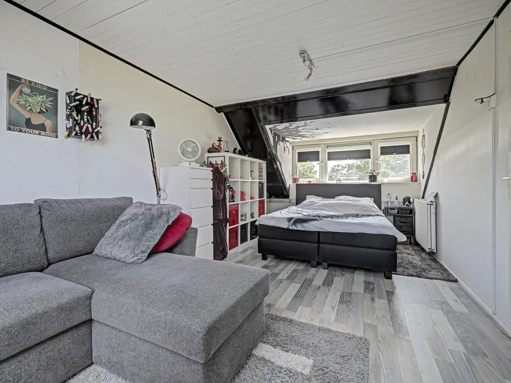 Donaulaan 98, SPIJKENISSE