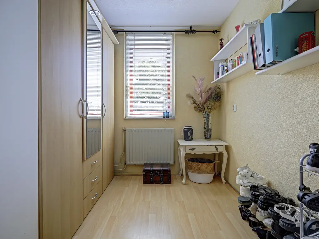 Donaulaan 98, SPIJKENISSE