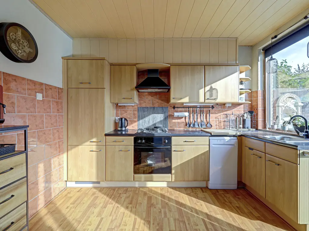 Beverveen 558, SPIJKENISSE