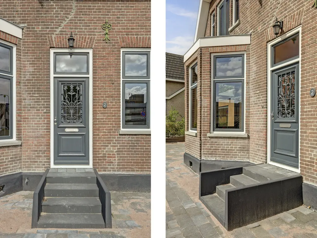 Stationsstraat 2, RHOON