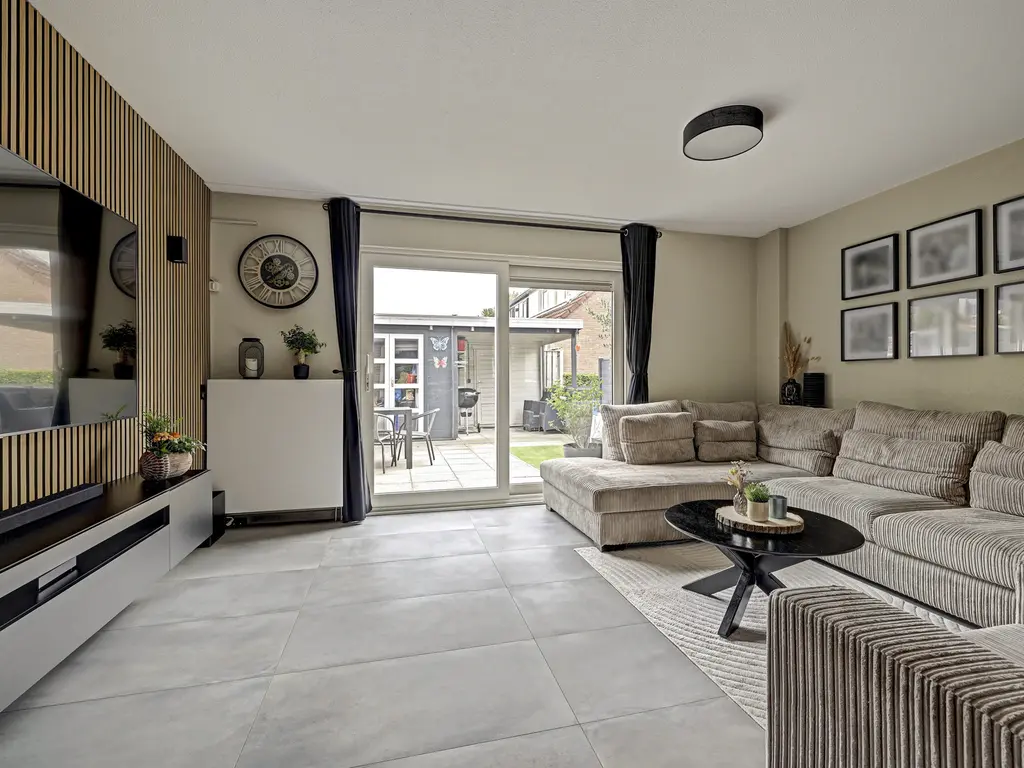 Thorbeckelaan 11, SPIJKENISSE