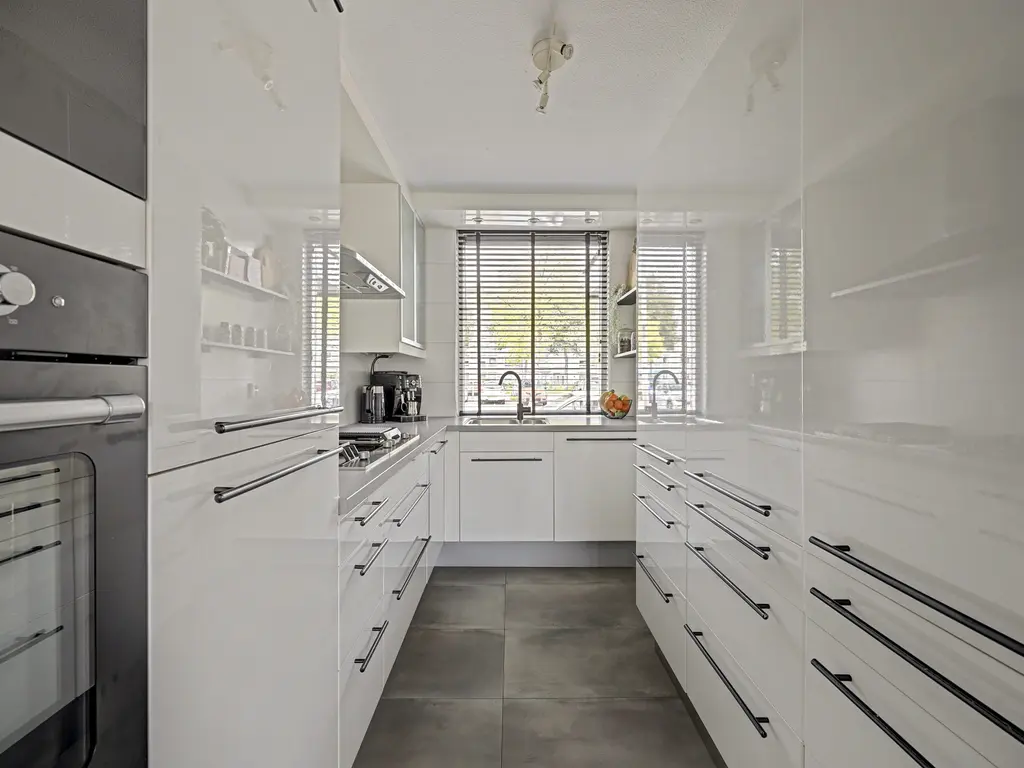 Thorbeckelaan 11, SPIJKENISSE
