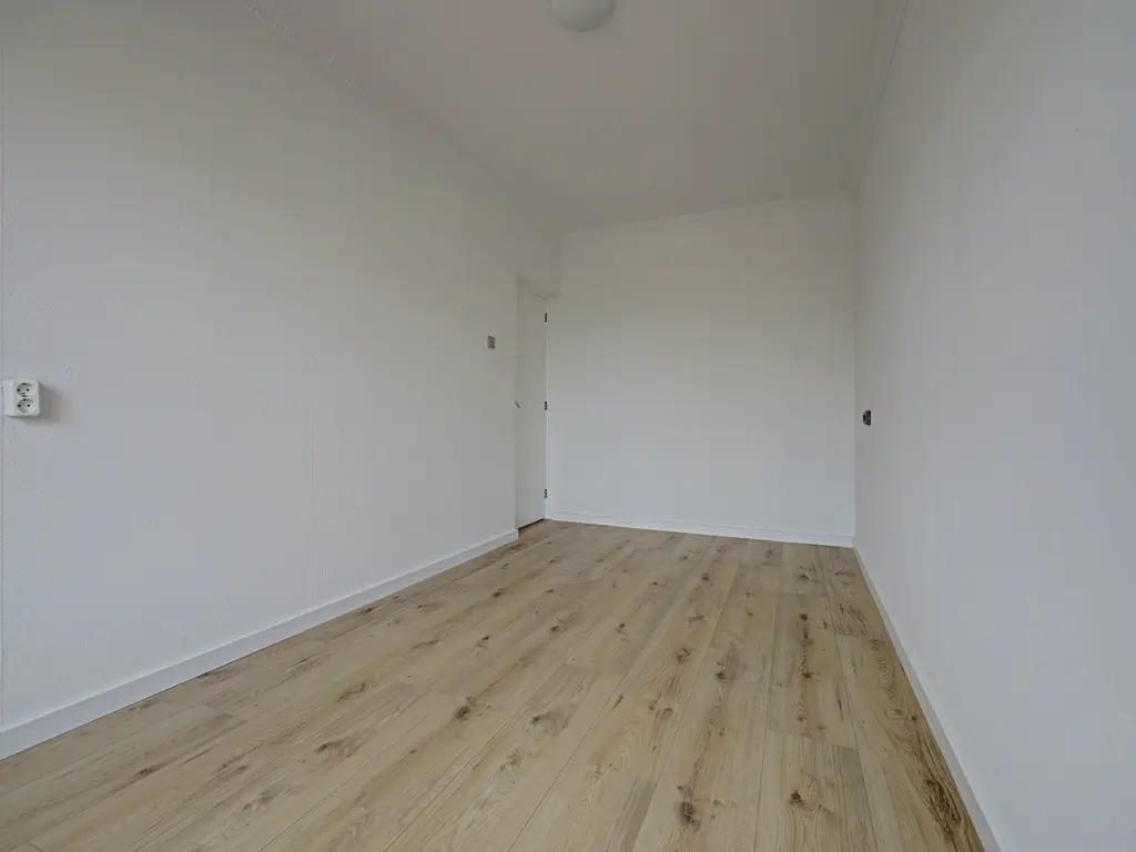 Uranusstraat 36B, SPIJKENISSE