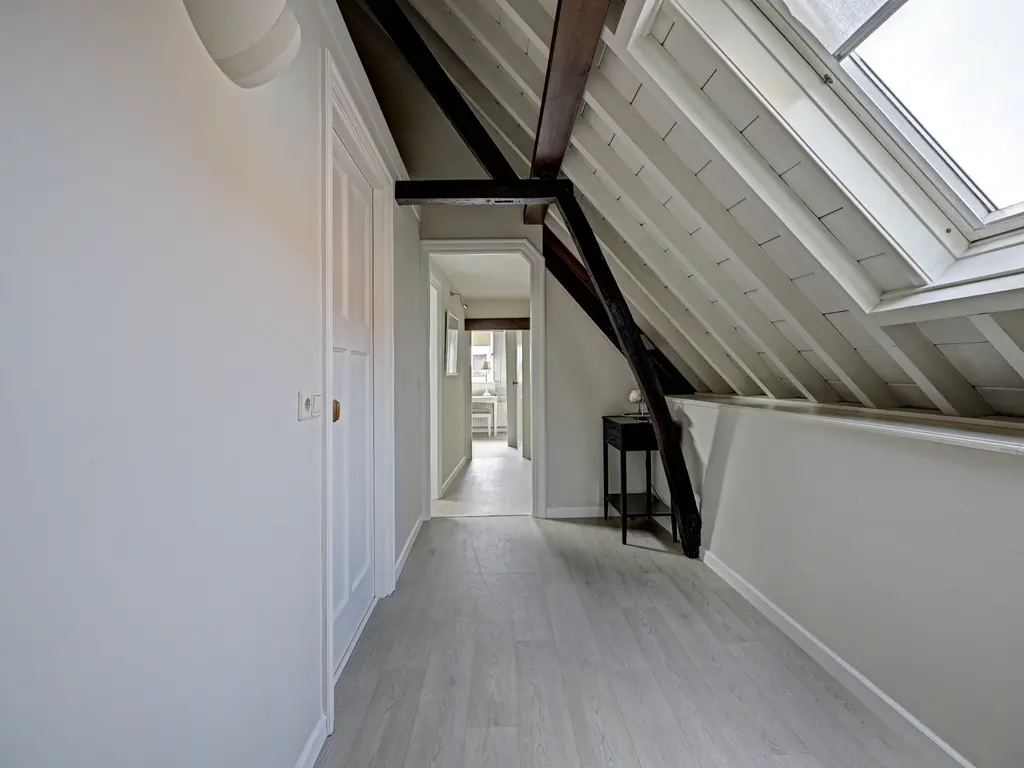 Ring 13, ZUIDLAND