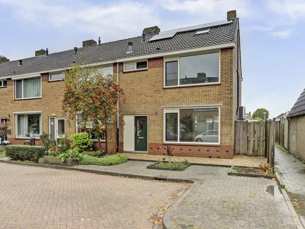 Beresteinweg 2, GEERVLIET