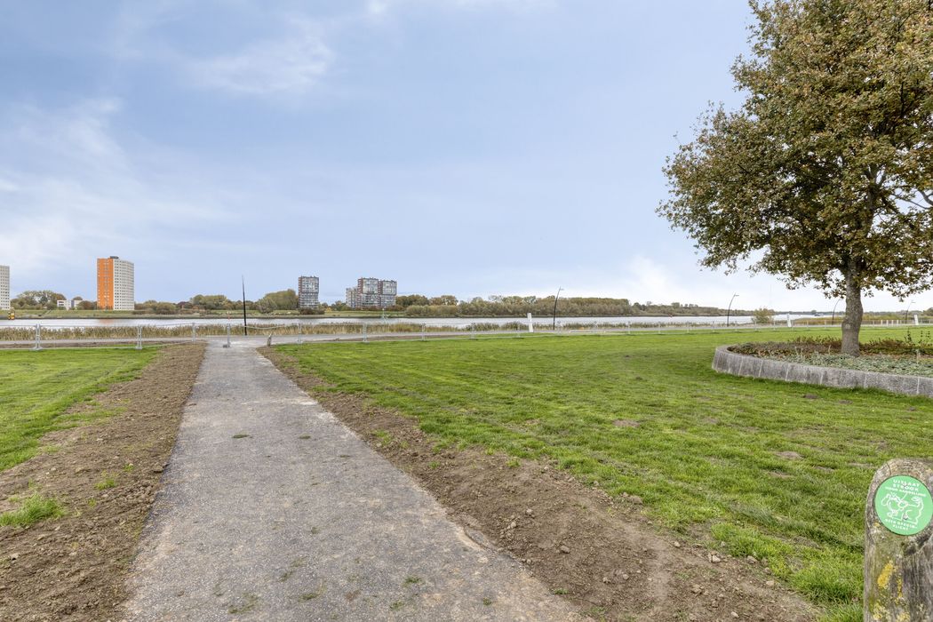 Maasboulevard 48J, SPIJKENISSE foto 25