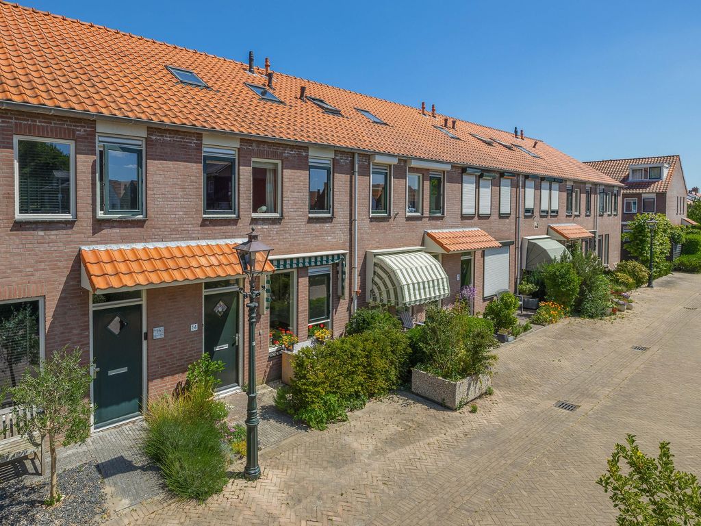 Menno van Coehoornpad 14, BRIELLE