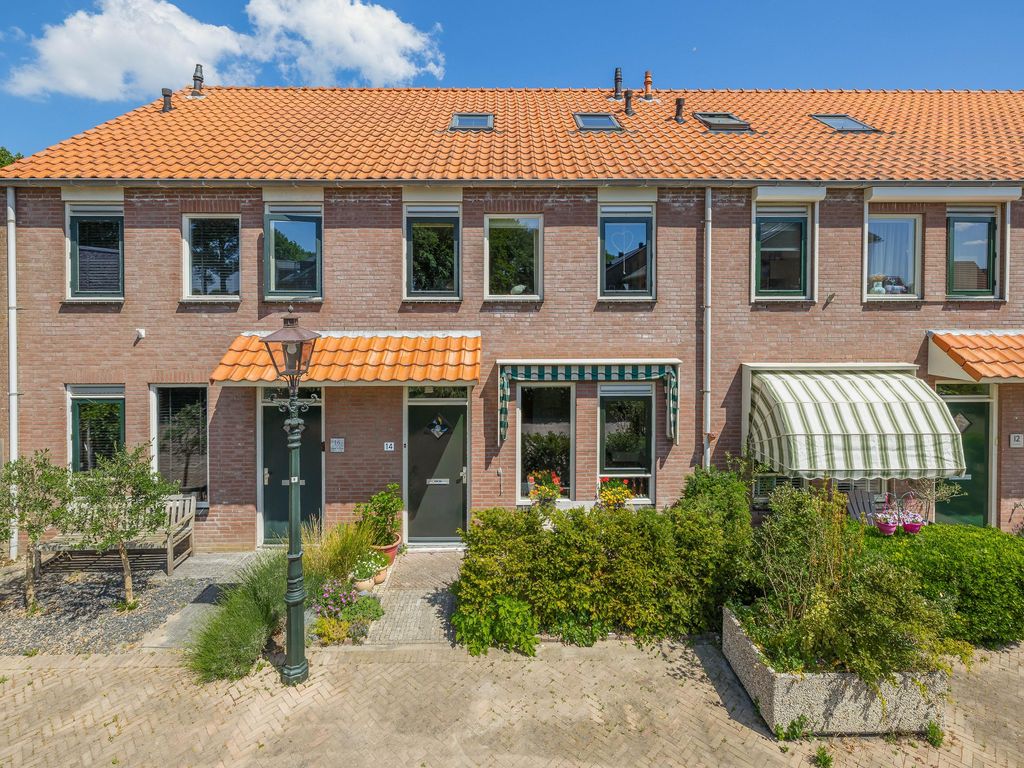 Menno van Coehoornpad 14, BRIELLE