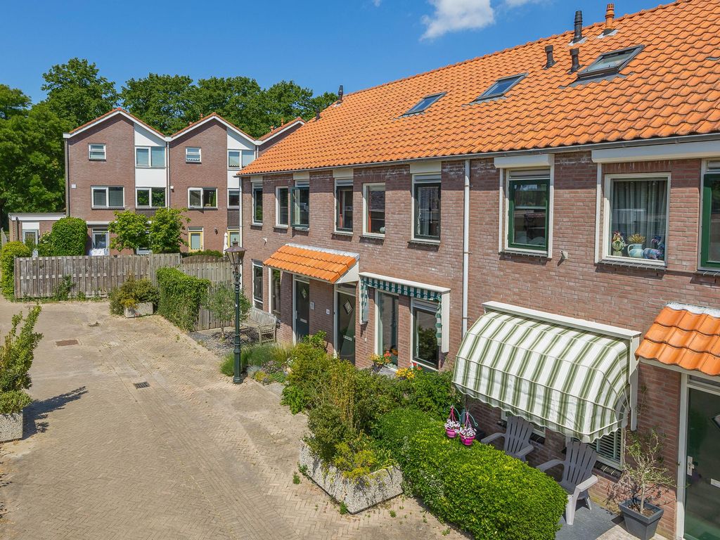 Menno van Coehoornpad 14, BRIELLE